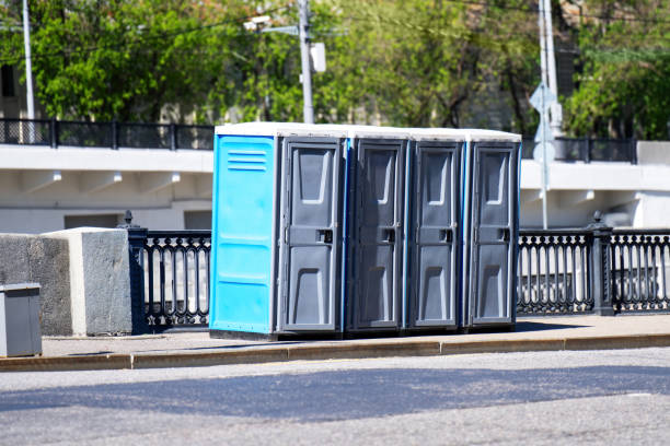 Best Portable restroom trailer rental  in Farwell, TX